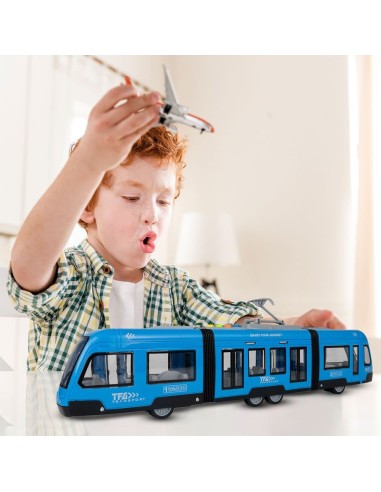 Tramvajus su garsu, šviesa ir...