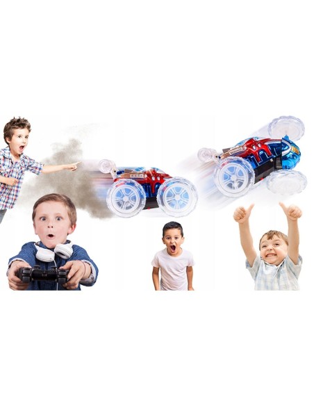 Šviečiantis RC kaskadininko automobilis