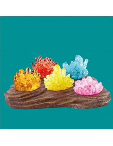 Kristalų augimo mokslo eksperimentas...