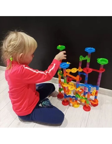 3D Kamuoliukų Takelis: Begalė Pramogų ir Iššūkių!