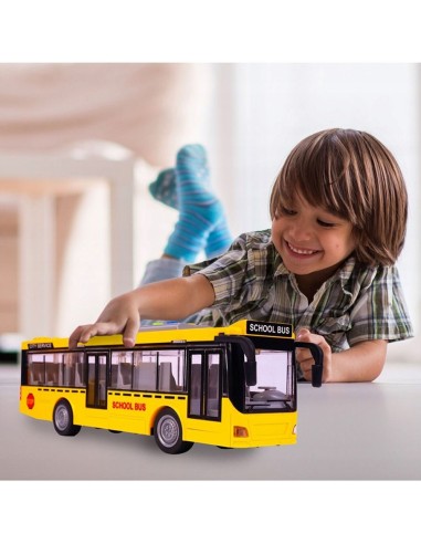 Geltonas Mokyklinis Autobusas su...