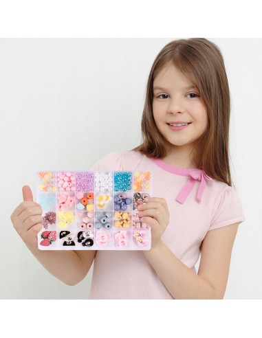 „Mados dizainerės“ rinkinys su 24 skyrių dėžute – svajonių dovana mažajai princesei