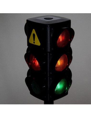 Interaktyvus šviesoforas su šviesos...