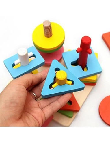Montessori medinis rūšiuotuvas-piramidė su kliūtimis (16 detalių)